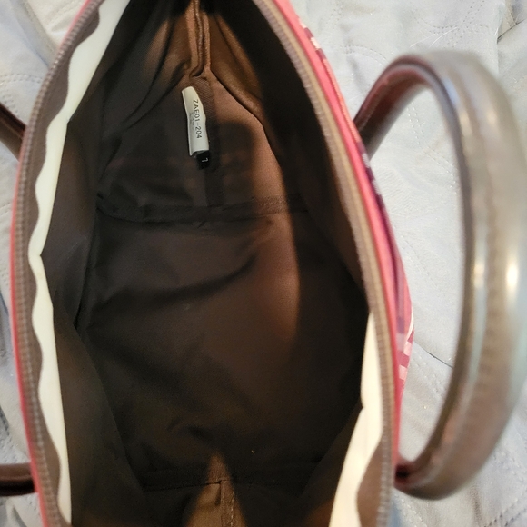 ๐RARE Blue Label Red Burberry NWOT in Mint Condition Shoulder Bag๐ - Picture 8 of 13